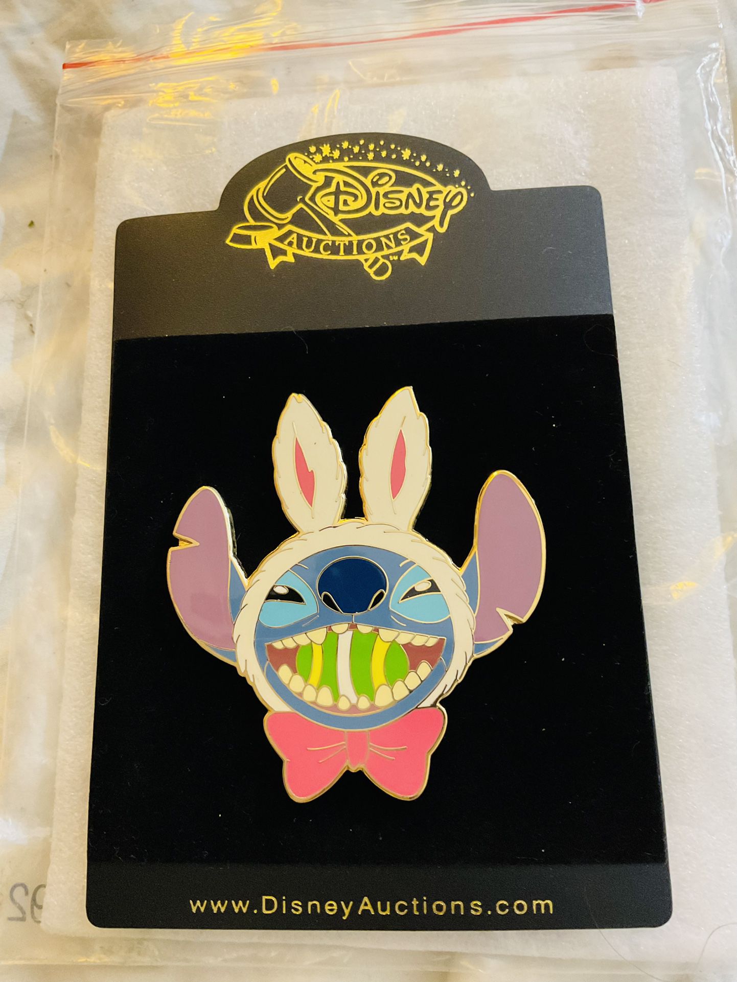 Disney Auctions Jumbo Stitch Easter Egg Pin 