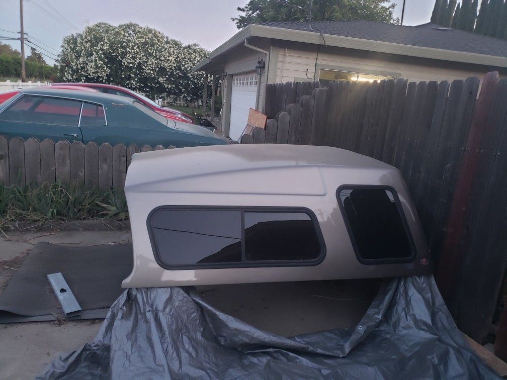 Camper shell for Sale in Yuba City, CA OfferUp