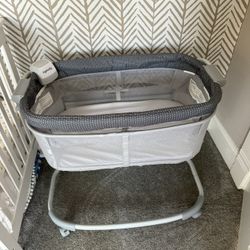 Bassinet 