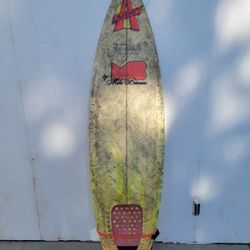 Mike Baumea Surfboard 6'4"