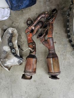 2008 lexus isf Oem headers and exhaust