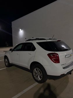 Chevrolet Equinox FWD SUV White