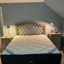 DreamCloud Premier Memory Foam Mattress, Queen