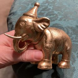 Gold party elephant 