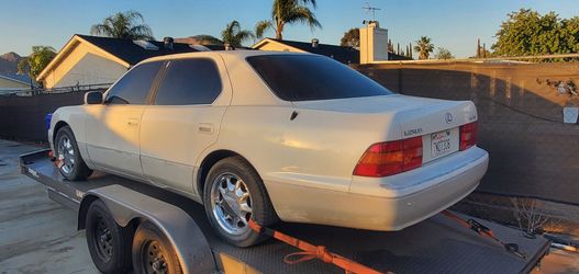 Lexus ls 400