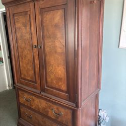 Armoire