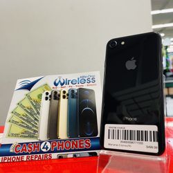 iPhone 8 Unlocked ✨$50 Down To Finance ✨