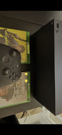 Xbox Series X With 2 Games