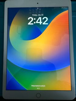 iPad 8th Gen 128GB