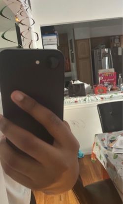 trading iphone 16e for 13