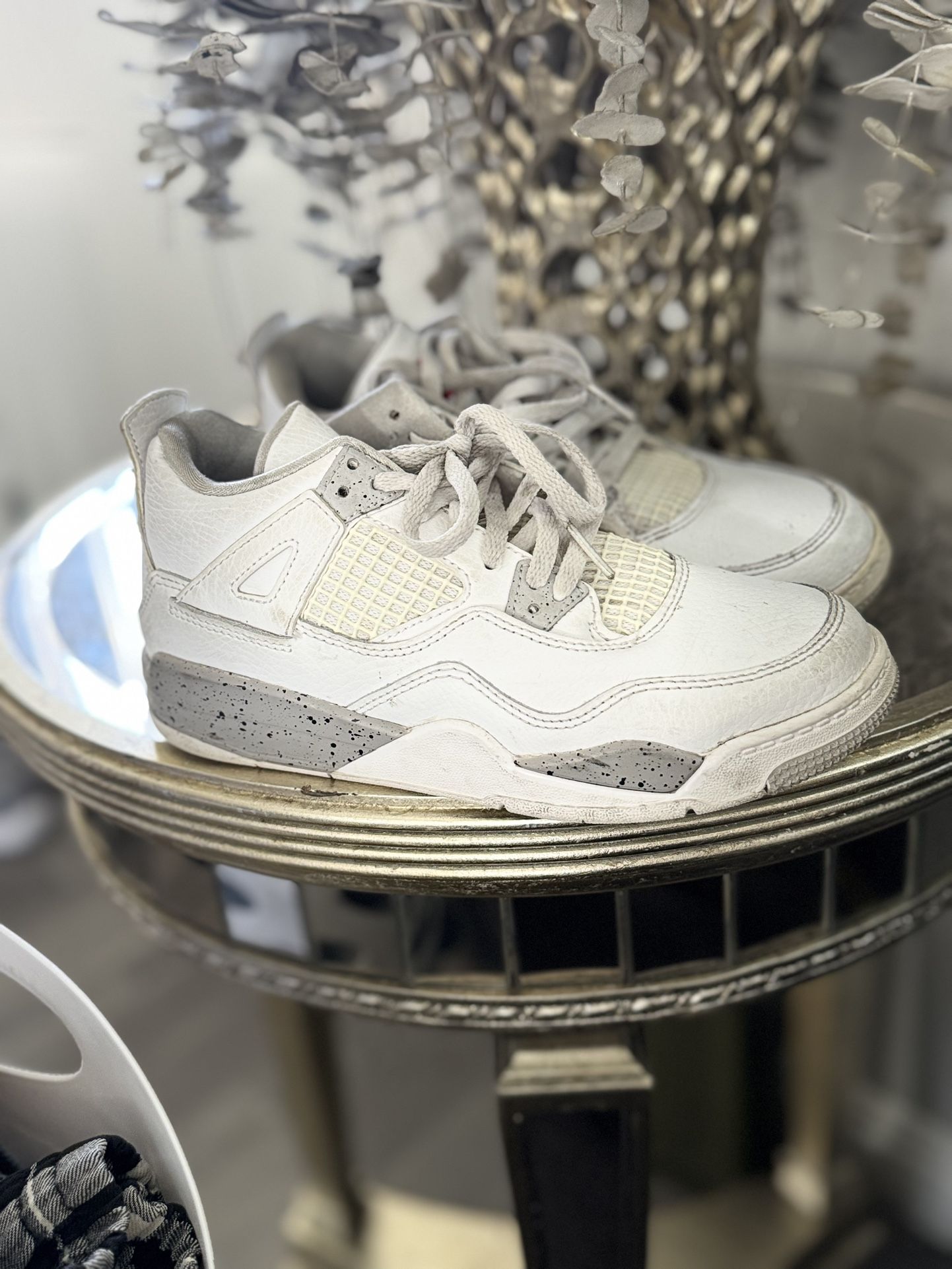 Jordan 4 Retro White Oreo Size 3 Y Good Condition