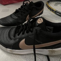 Nike Tennis Shoes (Women’s US 8)