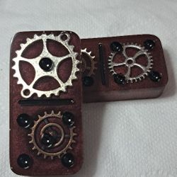 Custom DOMINOES 