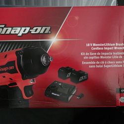 Snap On 3/8 Impact Wrench Kit