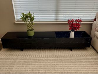 Tv entertainment stand