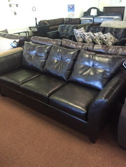 Serta black sofa and loveseat