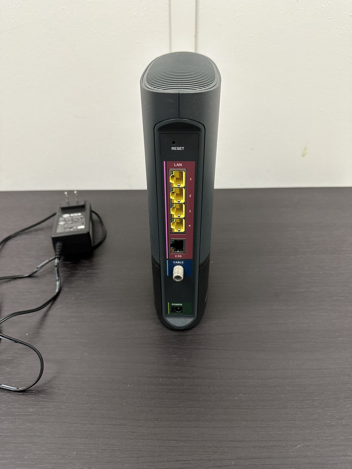 ARRIS G36 SURFboard DOCSIS WiFi Cable Modem & Router for Sale in