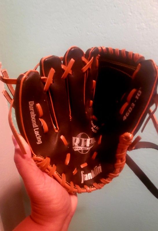 Franklin RTP Baseball Glove..size 10 Inch Youth