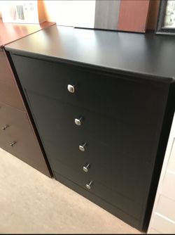 Five drawers dresser