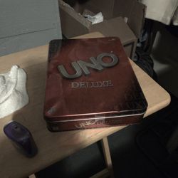UNO DELUXE 