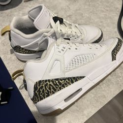 Jordan’s Size 4