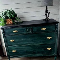4 Drawer Dresser