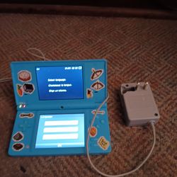 Nintendo DSi Light Blue With Charger 