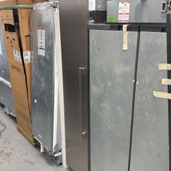 18 Inch Freezer Panel Ready Thermador