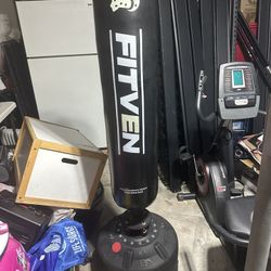 FITVEN Freestanding Punching Bag