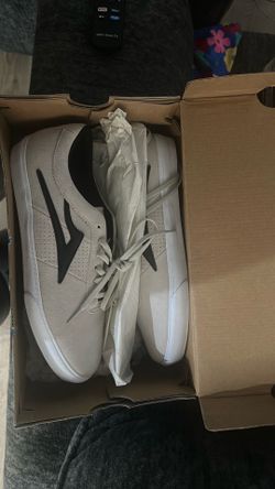 Lakai size 11