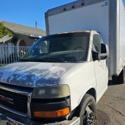 2006 GMC Box Truck