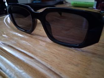 Prada sun glasses