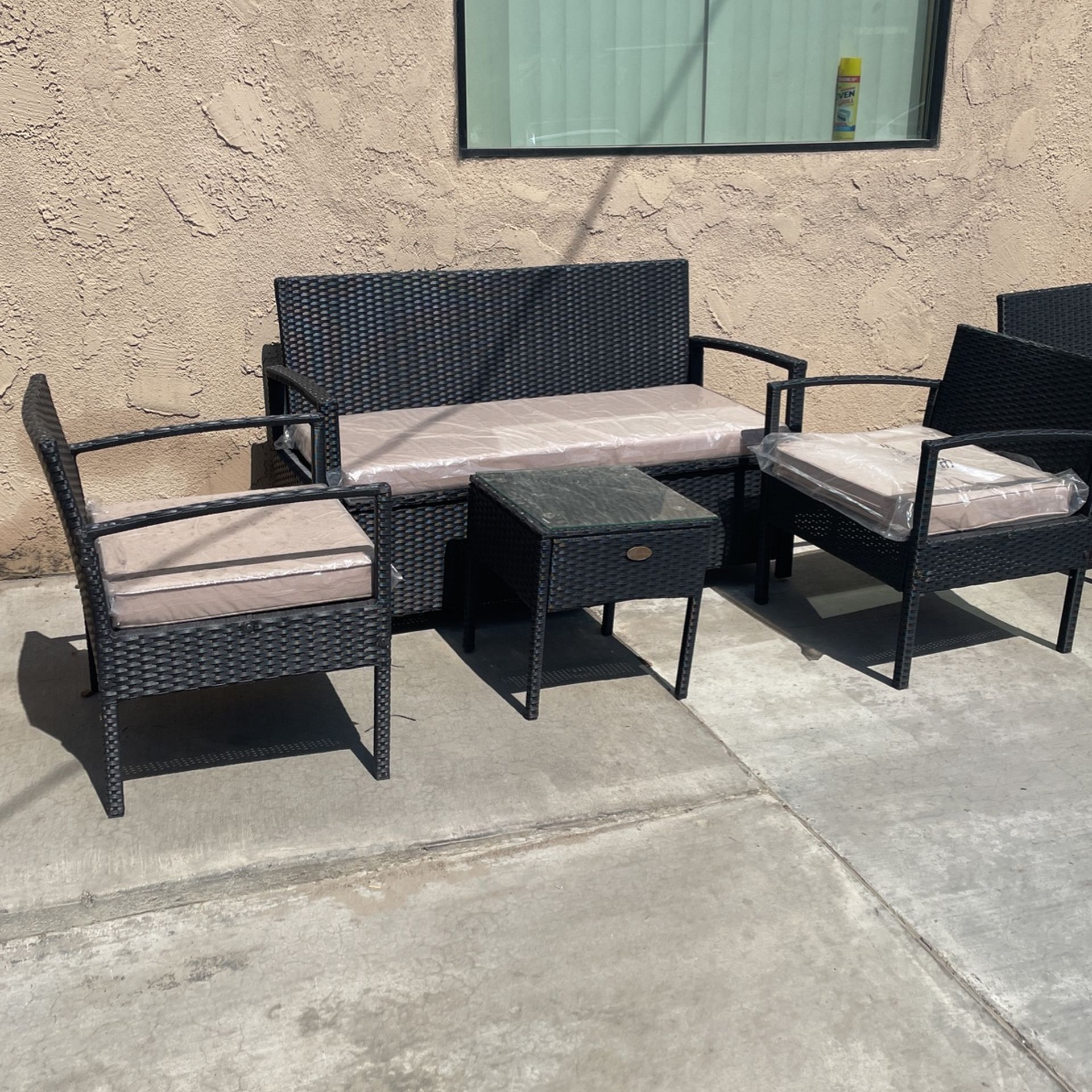 Outdoor Patio 4 Piece Chairs And Table Set