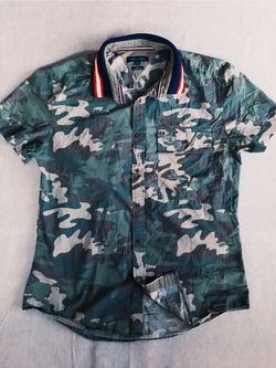 Tommy Hilfiger Men XL Custom Fit Line Camou Army Green Button Shirt Short Sleeve