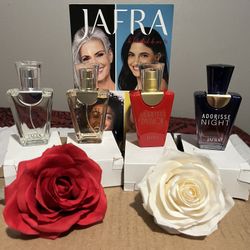 Perfumes Del Producto De JAFRA Son El Adoris 