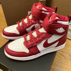 Nike Air Jordan 1 Hi FlyEase 6.5Y 