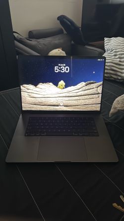 MacBook Pro 16” M4 Pro — 24GB RAM, Space Black (2024)