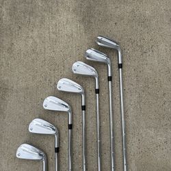 TaylorMade 2025 P790s