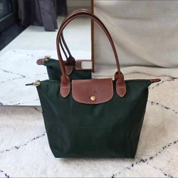 Longchamp large tote 💚
