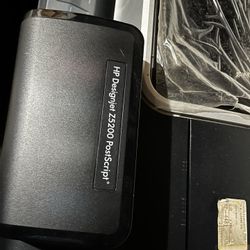 HP DesignJet Z5200 PostScript 44” Large Format Printer