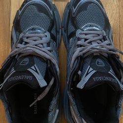 Balenciaga Runners 