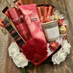 Valentine’s Day Floral Gift Basket ♥️🌹♥️