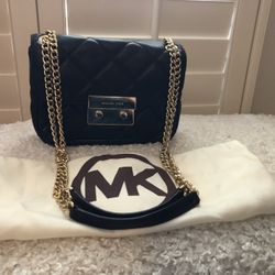 Michael Kors Quilted Leather Hand Bag 