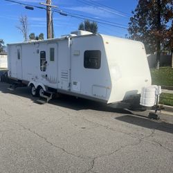 2009 Dutchman Tundra  27FK