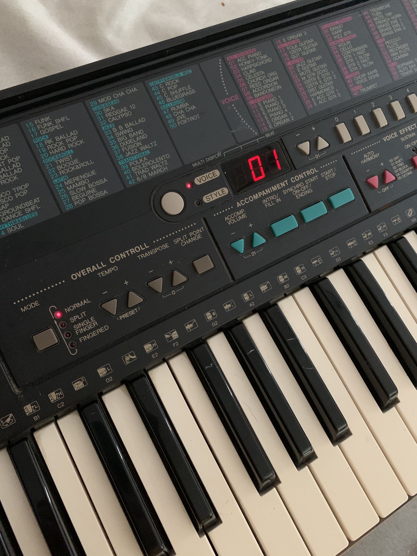 Yamaha Electric Keyboard