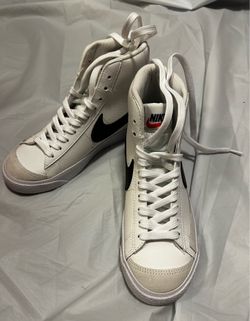 Nike Blazer Mid ‘77 Size 3.5 youth