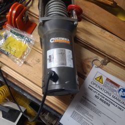 Columbia Hoist 2000 Pound Capacity 