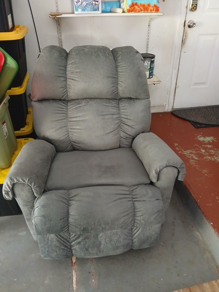 Recliner 