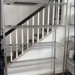 Metal storage rack