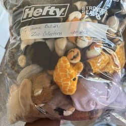 136 Beanie Babies 